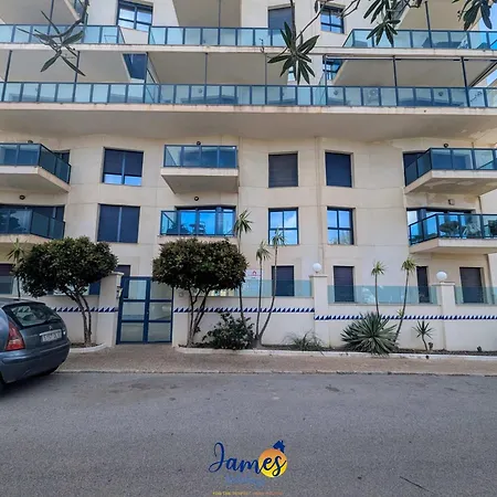 Cozy Beachside 2br Retreat Tv23 公寓 *