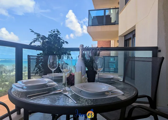 Apartment Cozy Beachside 2br Retreat Tv23